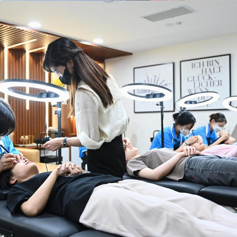 Khóa Học Nối Mi – Con Đường Nhanh Nhất Để Vào Nghề Làm Đẹp