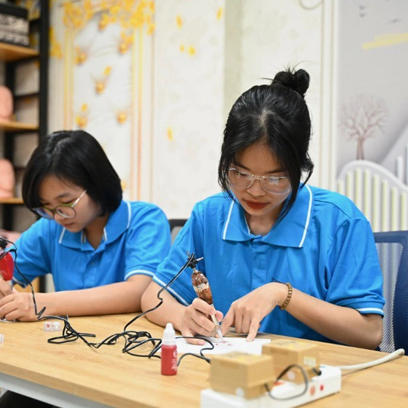 Học Phun Xăm Thẩm Mỹ – Nghề Làm Đẹp Thời Đại Mới